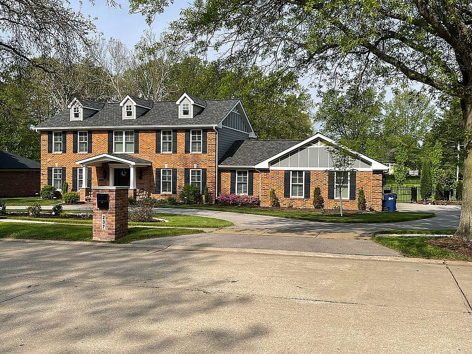 1st image of 237 Ladue Lake Dr