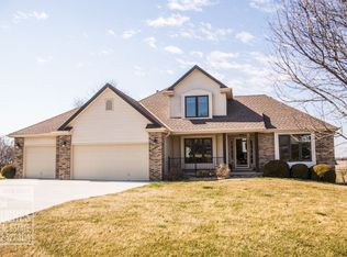 24275 Jasmin Ln, Glenwood, IA 51534