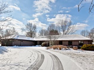 2531 Shenandoah Ln, Long Grove, IL 60047