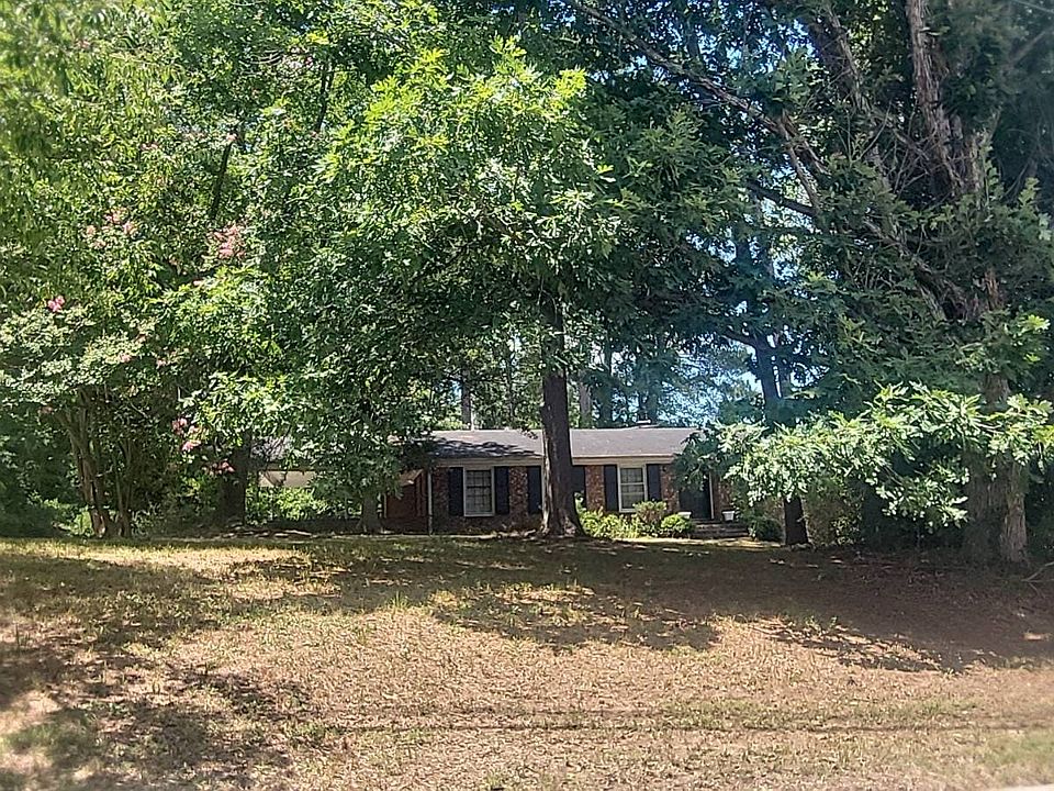 1st image of 130 Luther Rd