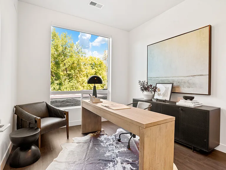 The Parkway Apartments — Photo 19