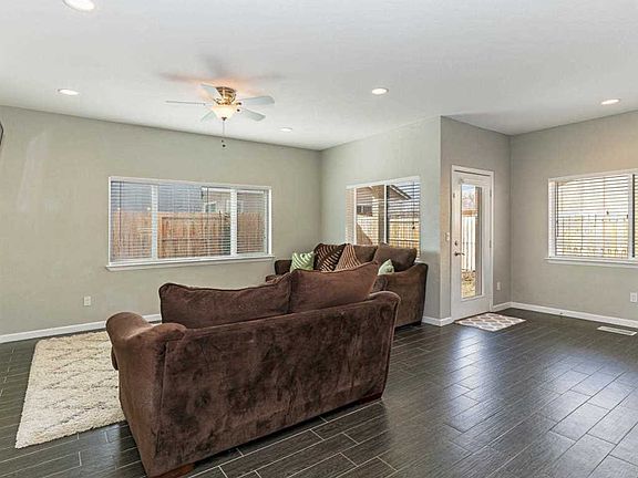 5th image of 1474 Green River Ln
