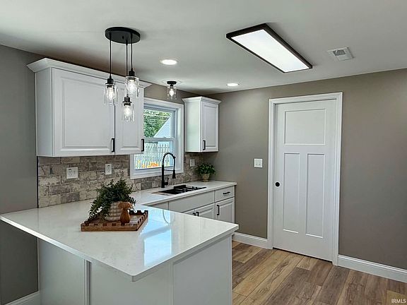3rd image of 710 W Charles St