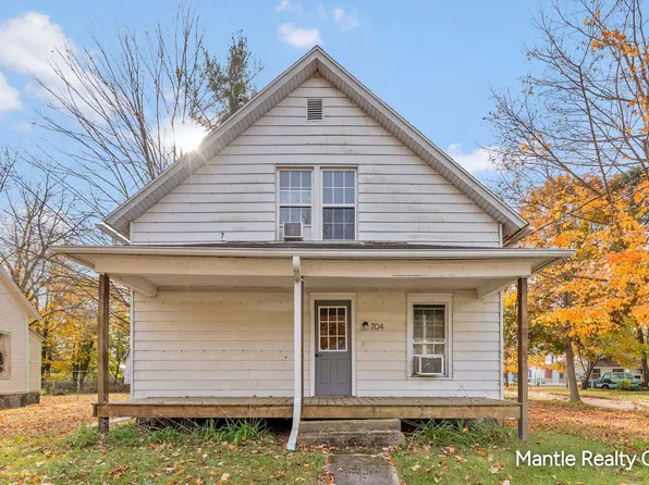 704 Reed St, Nashville, MI 49073