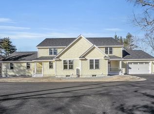 98 Park St #2, Pepperell, MA 01463