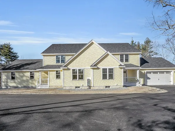 98 Park St #2, Pepperell, MA 01463