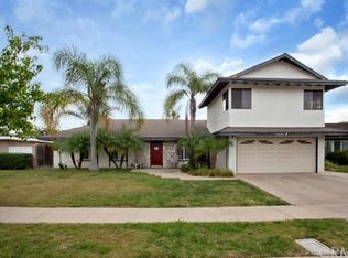 2826 Loreto Ave, Costa Mesa, CA 92626