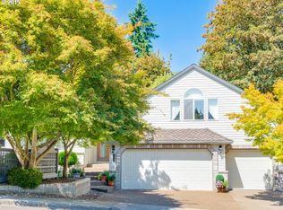 7575 SW Becky Ct, Beaverton, OR 97007