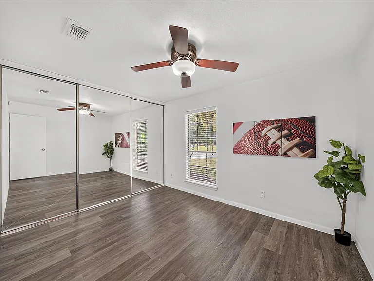 18706 Clover Glen Ln — Photo 10