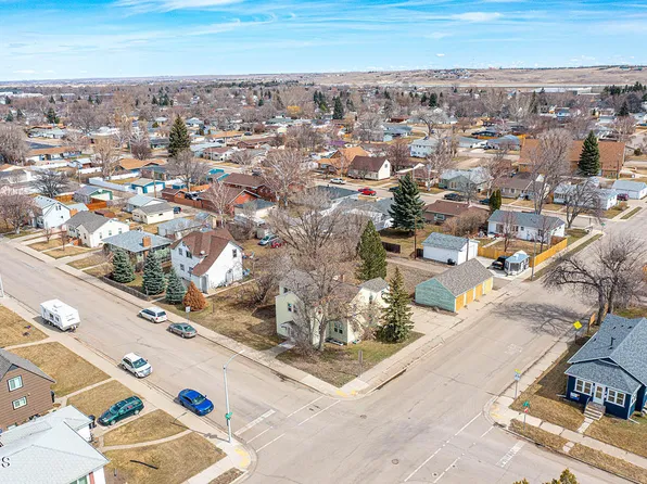 1402 Main St, Williston, ND 58801