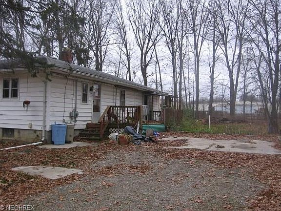 2nd image of 1512 Gangl Dr