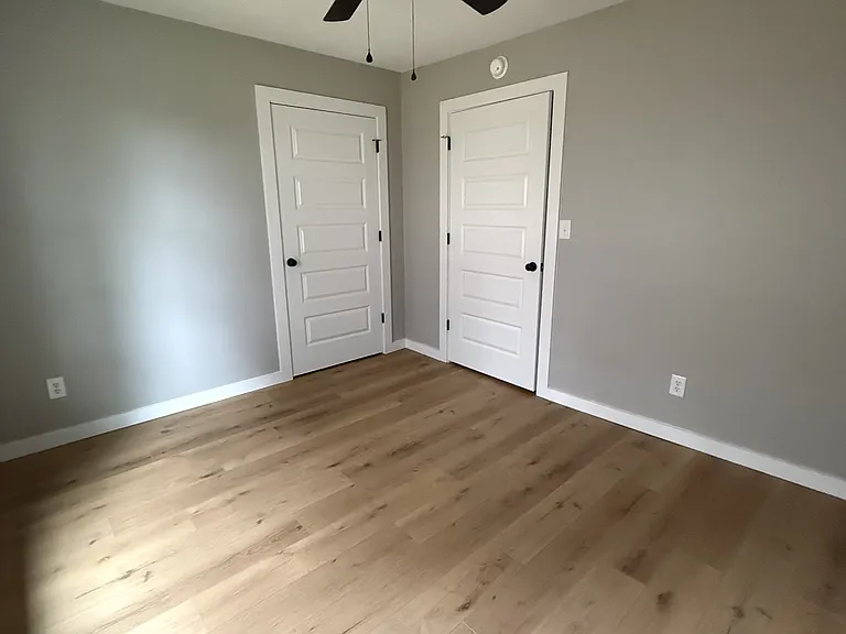 1057 E Olympia St #B — Photo 5