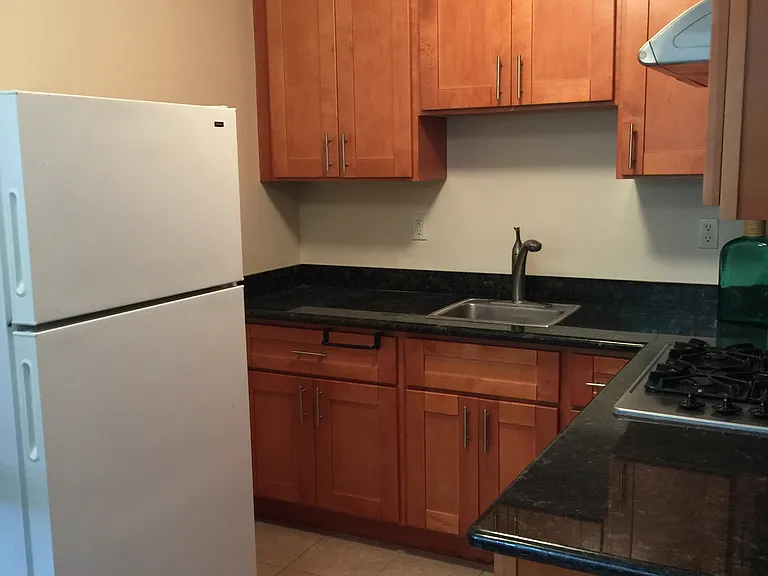 1728 Berkeley Way #2 — Photo 7