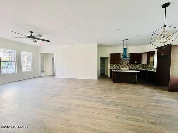 5th image of 635 Laddie James Cir