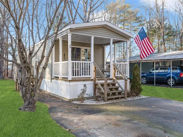 40 Leisure Way, Coventry, RI 02816