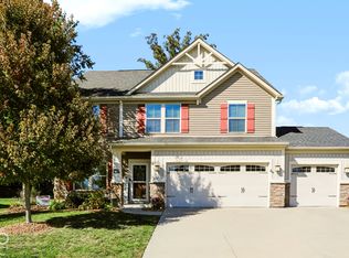 1322 Cloverdale Trce, Greenwood, IN 46143