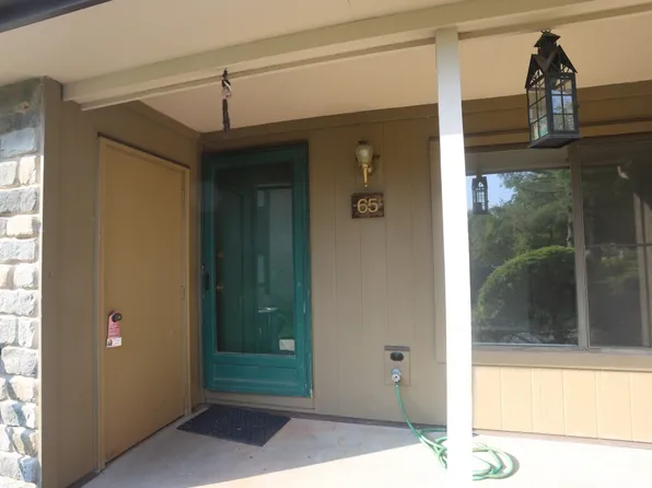 65 Hampshire Dr, Plainsboro, NJ 08536