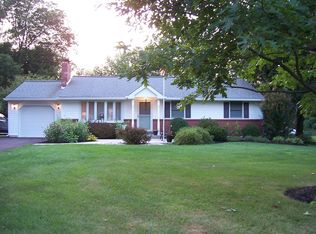 1940 Lenhart Rd, Hatfield, PA 19440