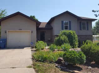 1508 W Meadow St, Ozark, MO 65721