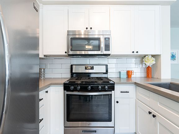 2nd image of 1753 9th St APT 201