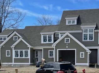 12 Main St #13, Amesbury, MA 01913