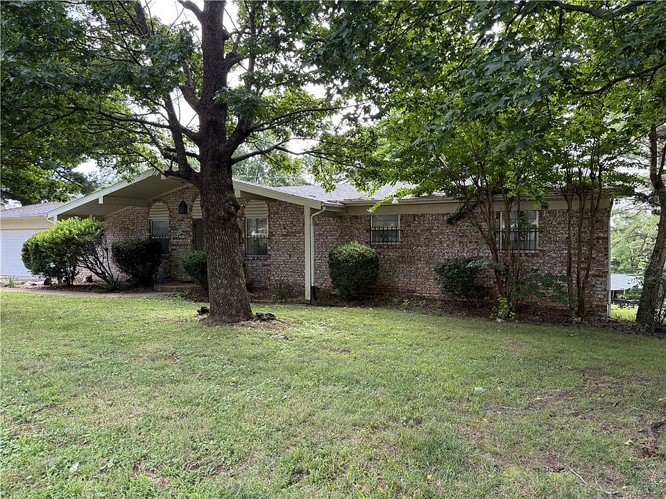 1st image of 607 Skyline Dr
