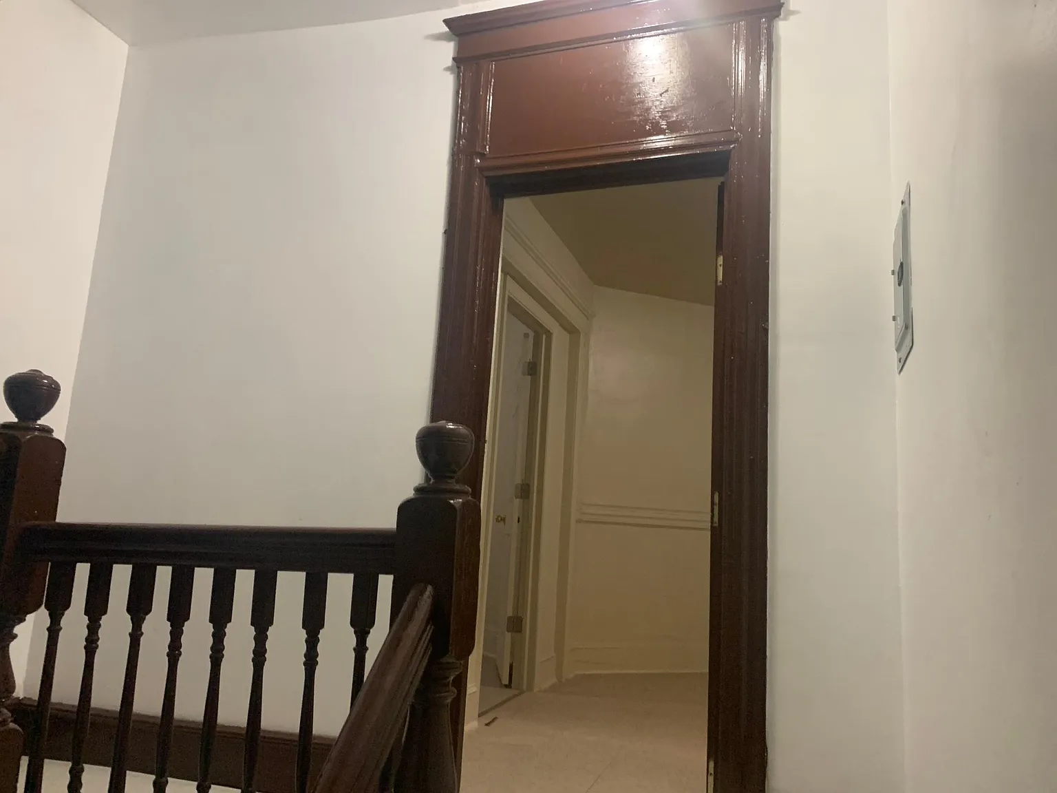 3 bed, 999 sqft, $1,950 — Photo 2