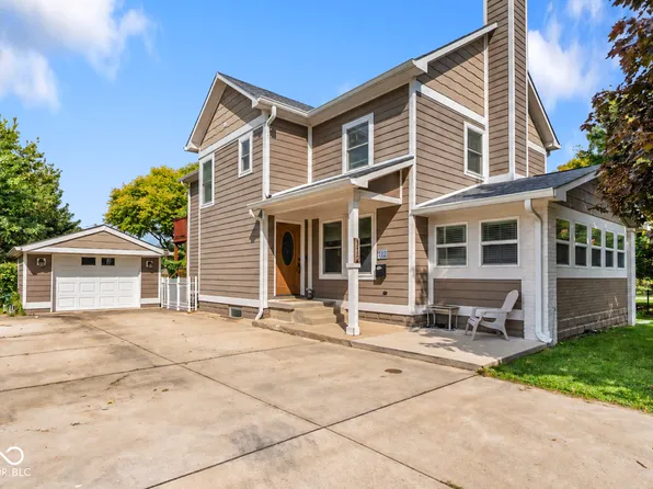 112 S Monroe St, Mooresville, IN 46158