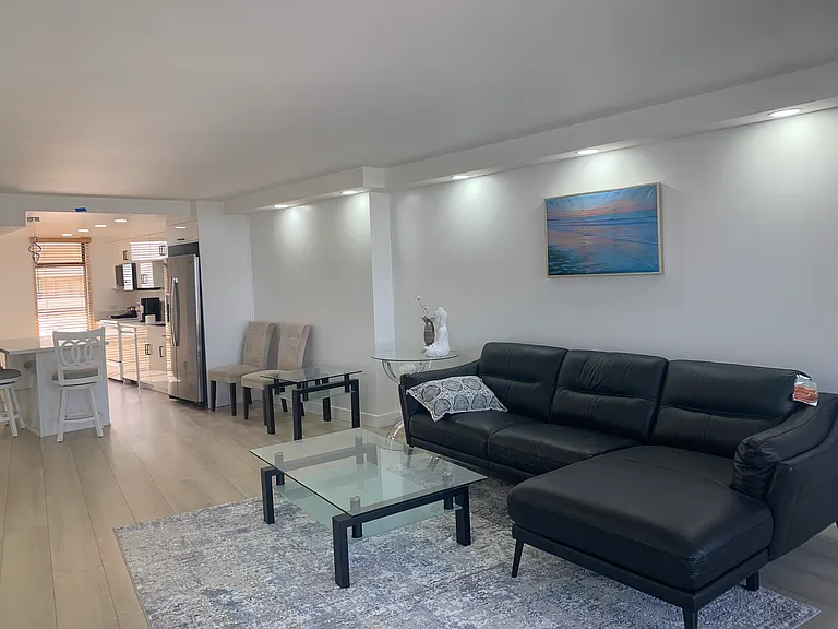 4265 Marina City Dr #907 — Photo 2