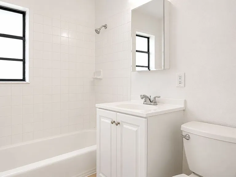 6013 Francis Dr — Photo 5