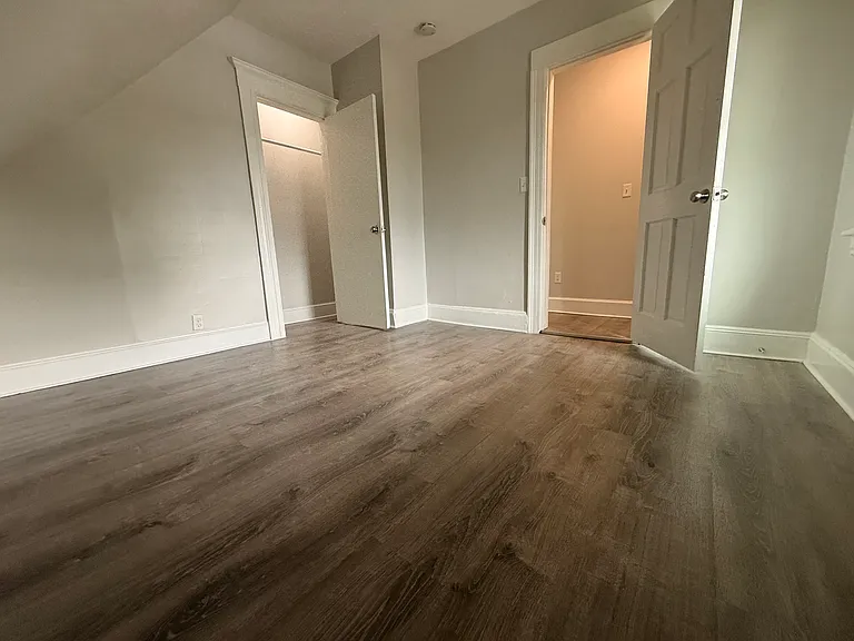 197 Clover St #3 — Photo 26