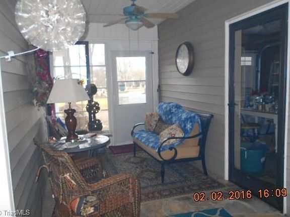 2nd image of 341 Sunset Dr