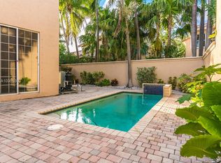 1560 Breakwater Ter, Hollywood, FL 33019