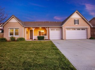 7042 Barwick Ct, Eastvale, CA 92880
