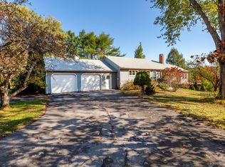 584 Birch Point Rd, Wiscasset, ME 04578