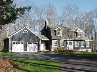 39 Majus Dr, Coventry, CT 06238