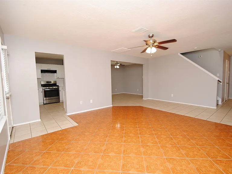 3923 Bridgebay Ln — Photo 11