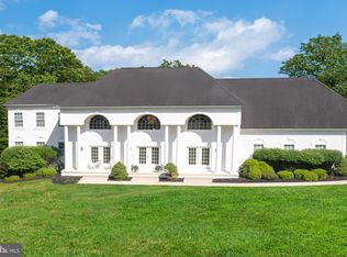 8 Rams Gate Ct, Medford, NJ 08055