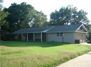 12404 Brooklyn Ave, Kansas City, MO 64146