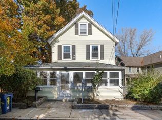7 Larch Pl, Roslindale, MA 02131