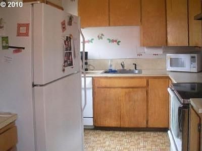 2nd image of 4806 SE 87th Ave