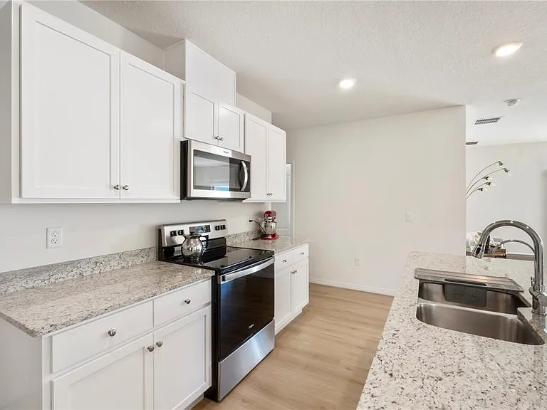 2630 Angel Falls Dr — Photo 15