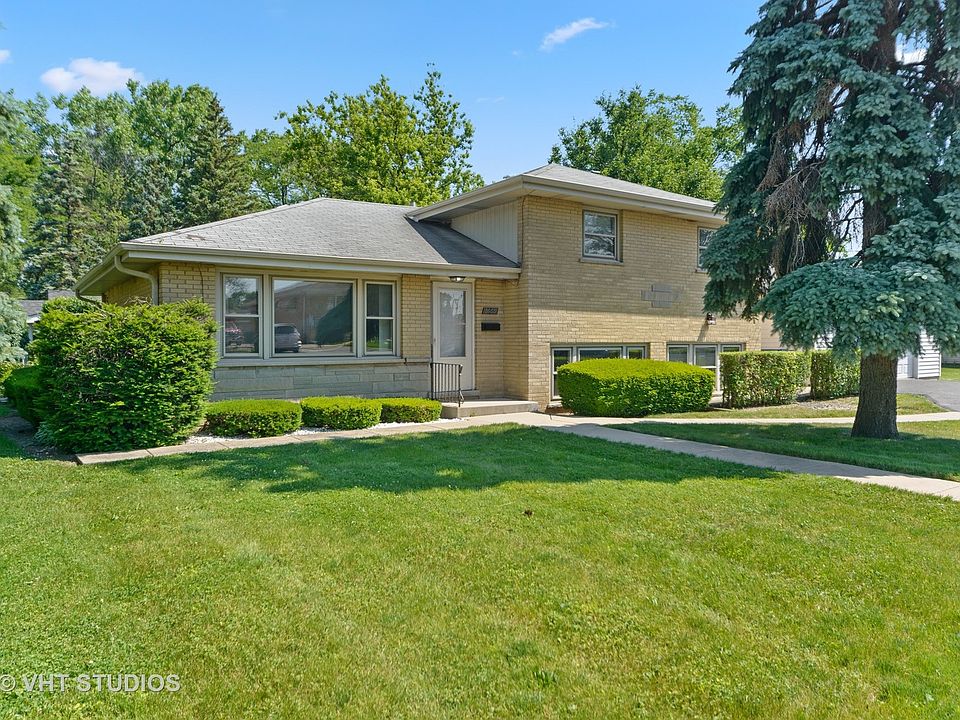 1st image of 10560 Schubert Ave