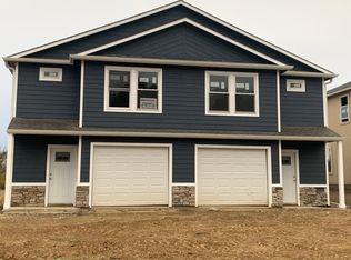 3026 NW Magnolia Ave, Topeka, KS 66617