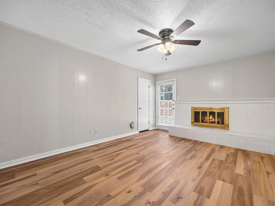 2019 Fleur De Lis Ct