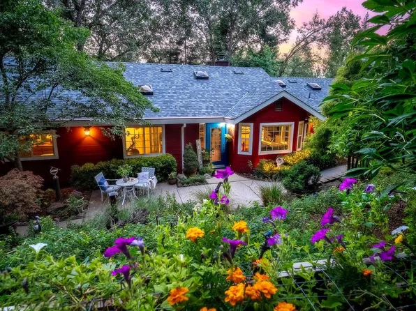 5962 Arrowhead Dr, Foresthill, CA 95631