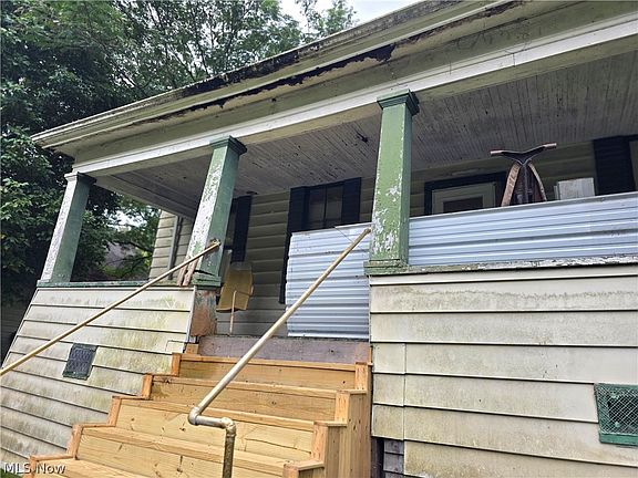 2nd image of 65 Cadiz Pike Rd