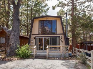 366 Riverside Ave, Sugarloaf, CA 92386