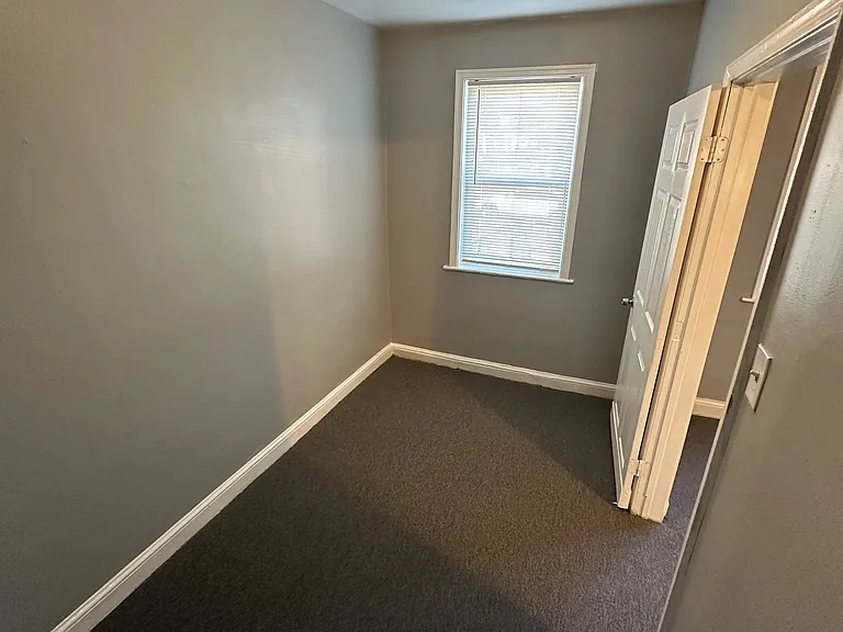 3703 W Franklin St — Photo 4