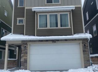 7710 S Founder Point Ln, Midvale, UT 84047